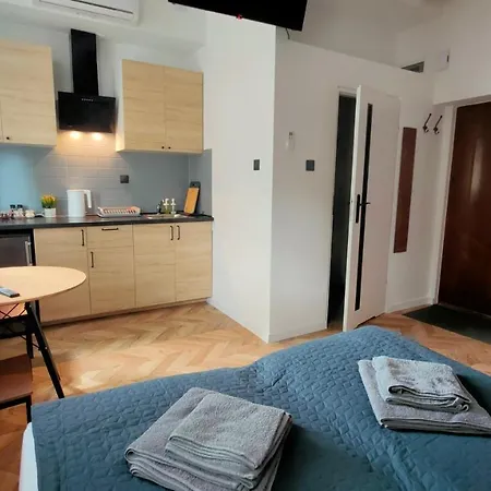 Dabrowa Zeromskiego Apartmán *